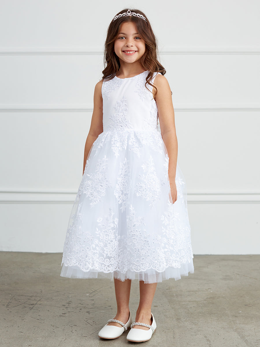 Children's dress with embroidered pattern