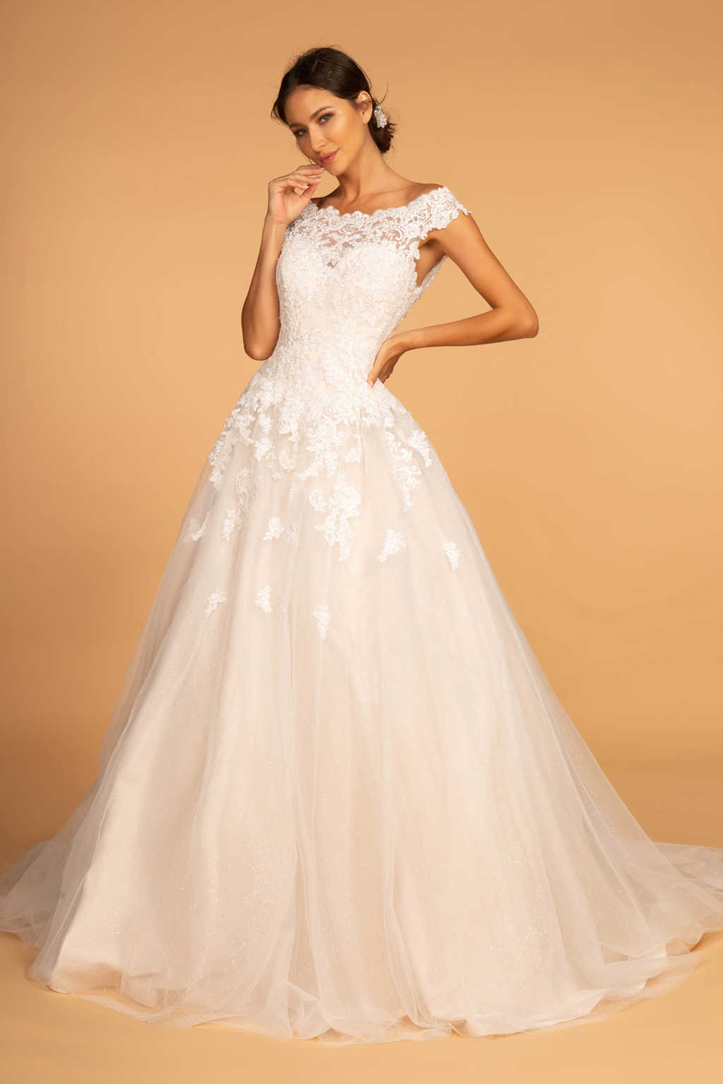 Wedding dress in a-line cut 2596