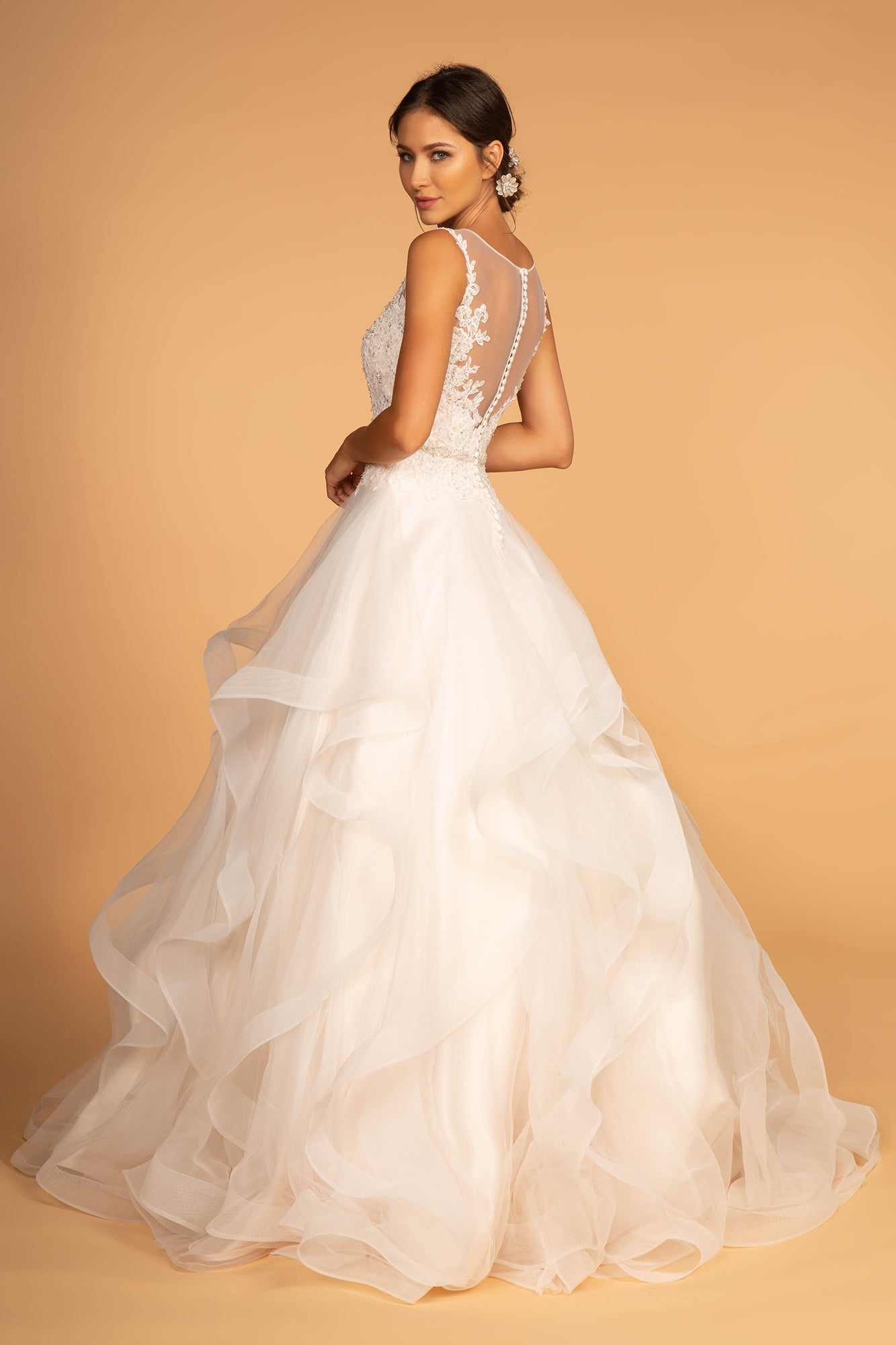 Wedding dress with lots of fullness GL2599