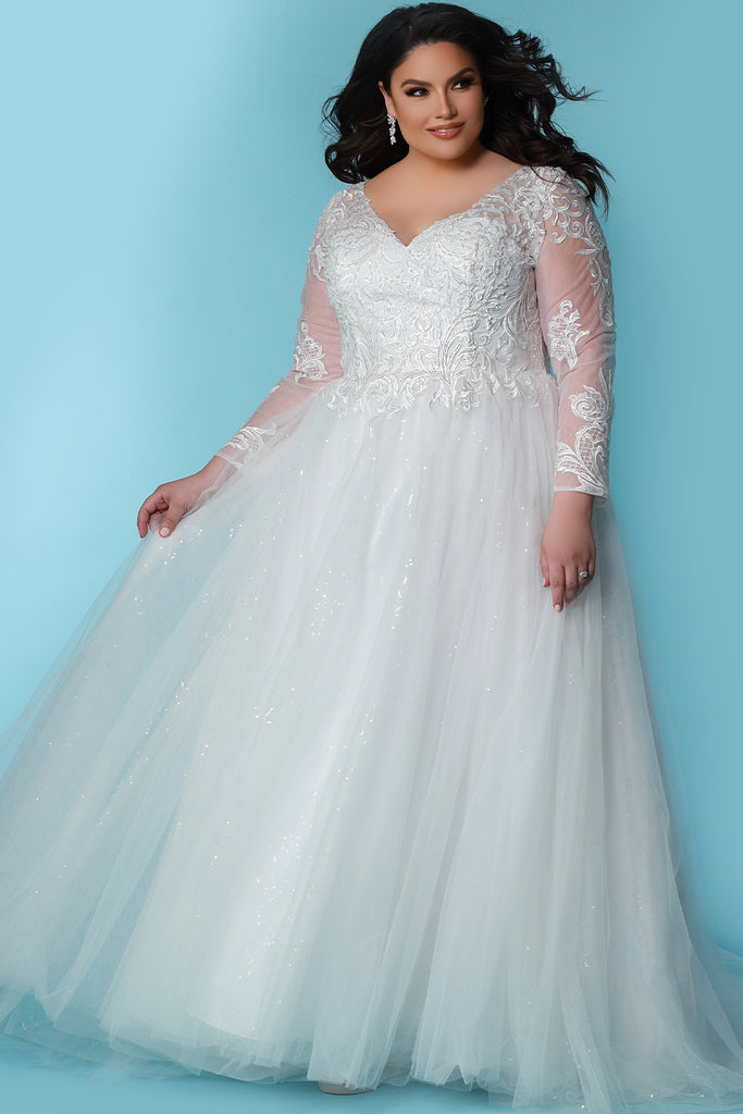 Plus size wedding dress Luisa