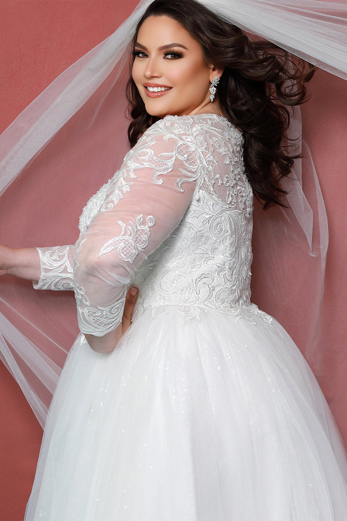 Plus size wedding dress Luisa