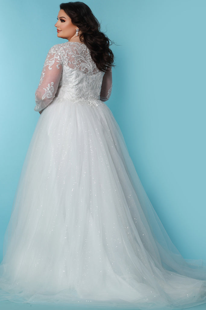 Plus size wedding dress Luisa