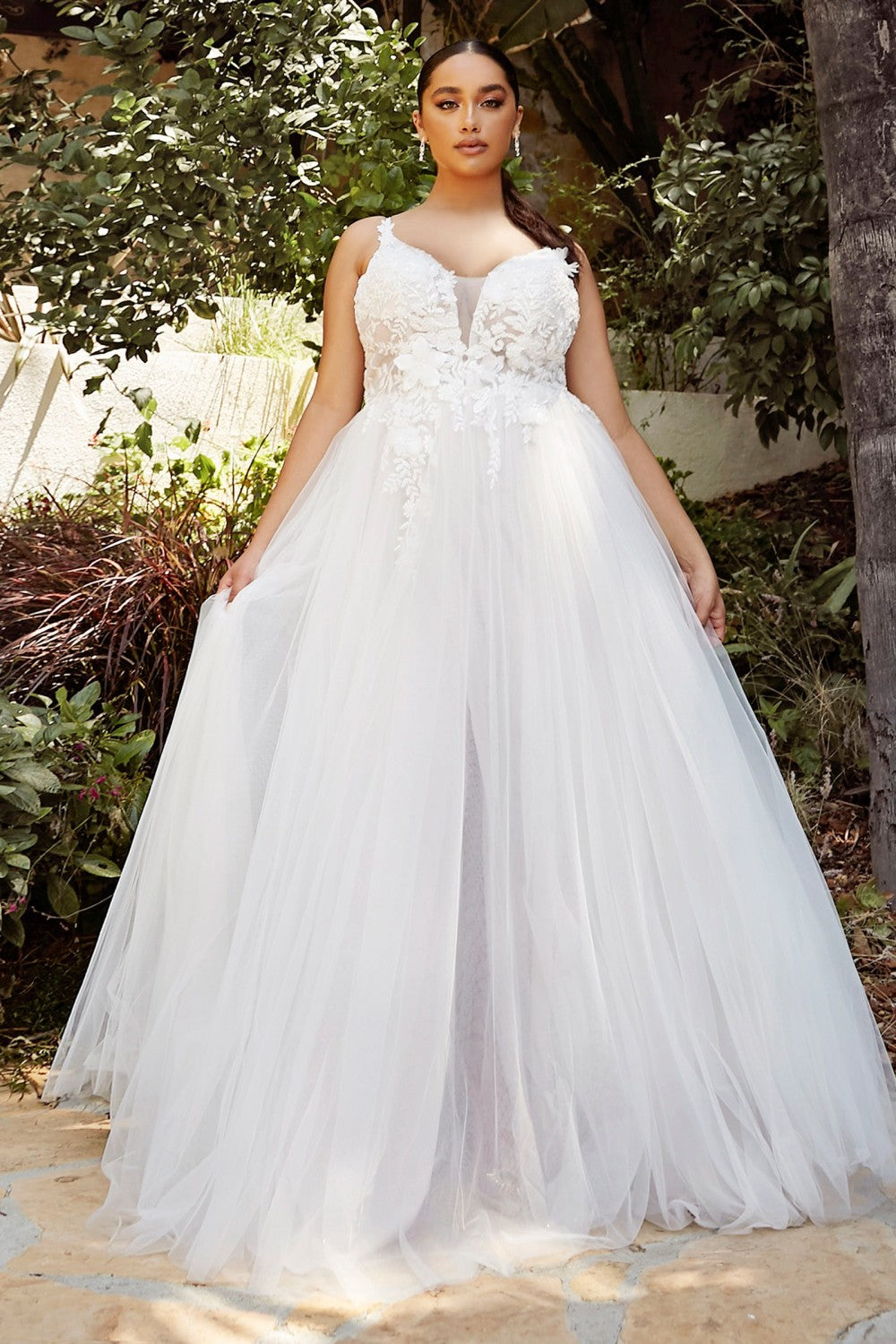 Wedding dress with tulle and 3D flowers TP Kjoler